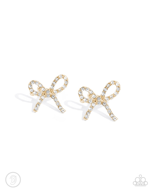 Convincing Charm - Gold Earrings Cuff