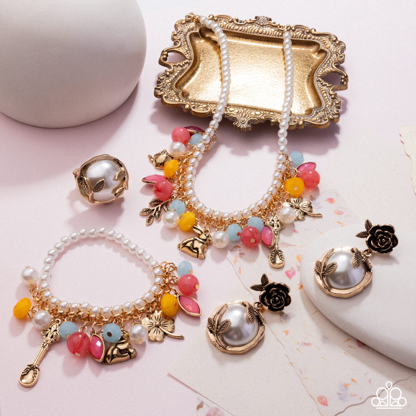 Glimpses of Malibu Trend Blend - June 2025