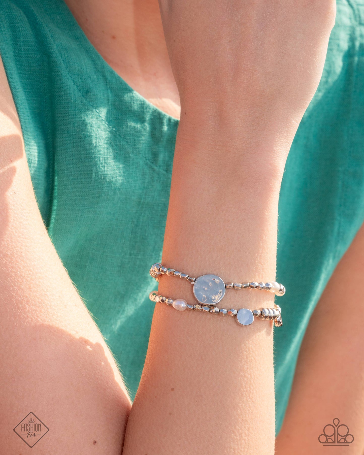 Glimpses of Malibu Trend Blend - February 2025