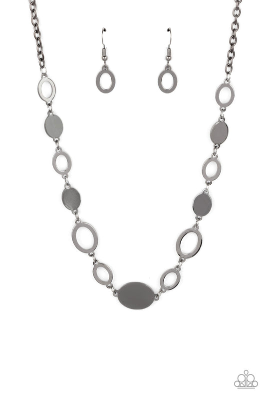 Working OVAL-time - Black Necklace