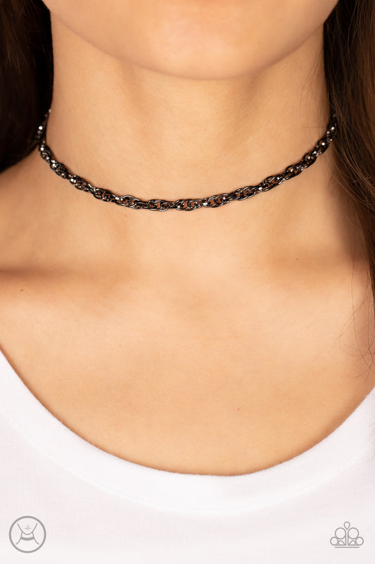 Urban Underdog - Black Necklace